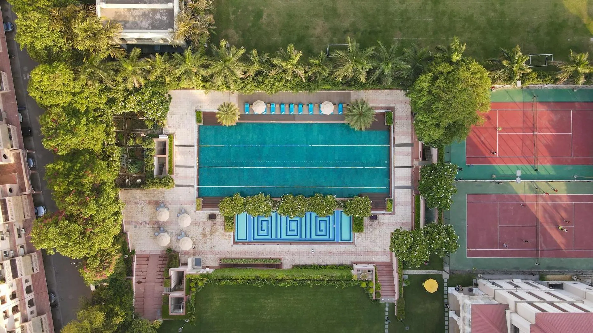 Dlf Club 5 4*, Gurgaon India